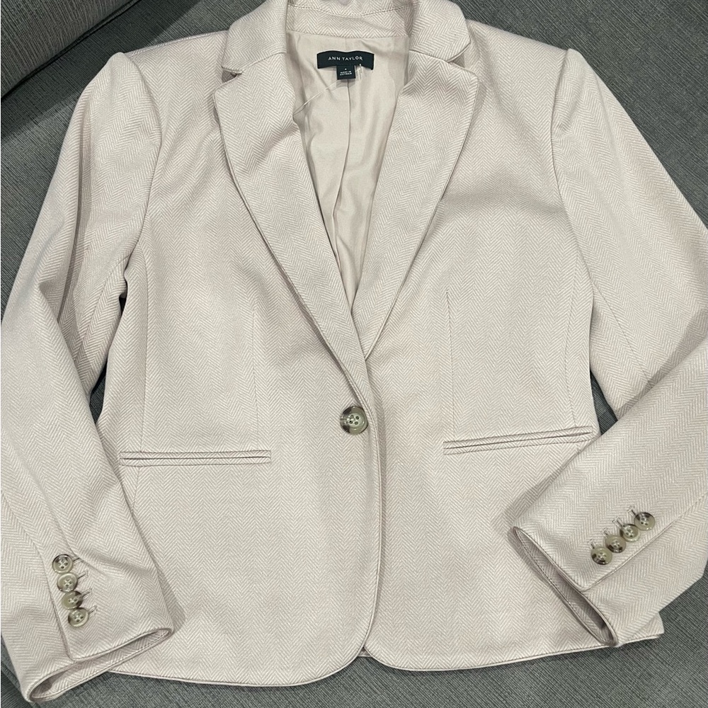 Ann Taylor Short One Button Peak Blazer - Pastel Pink, New